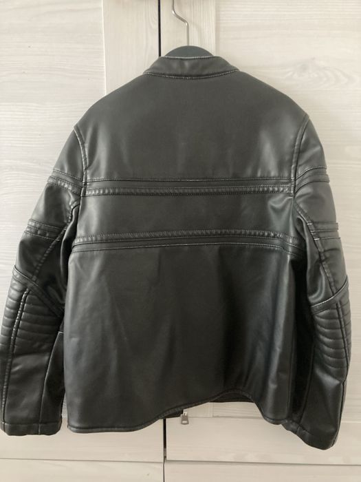 Czarna ramoneska, kurtka Zara