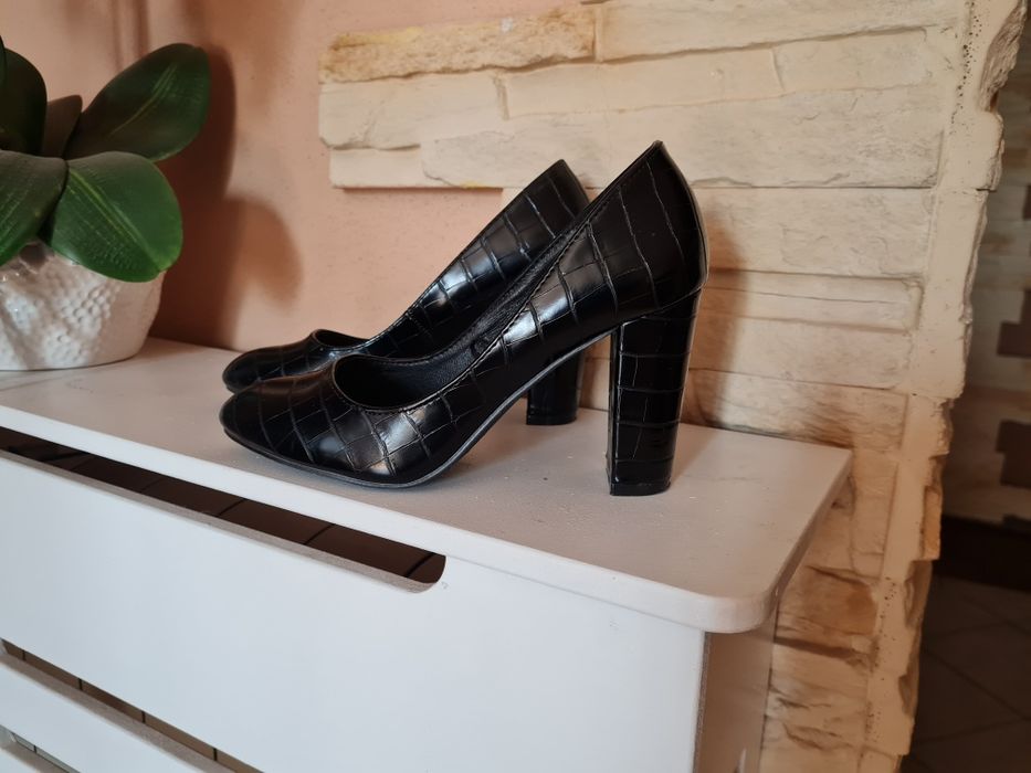 Buty, obcas słupek
