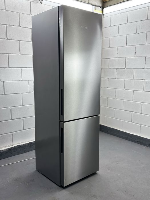Холодильник ідеал  Miele KFN 29133 D edt/cs  NoFrost  Нержавіюча сталь ідеал