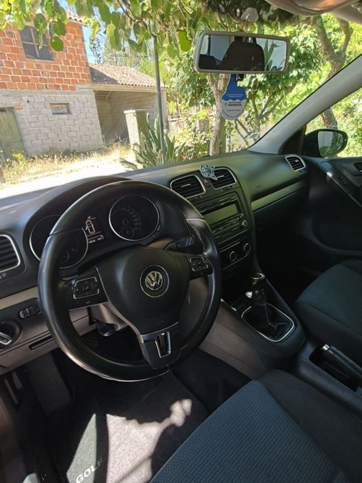 Volkswagen Golf VI