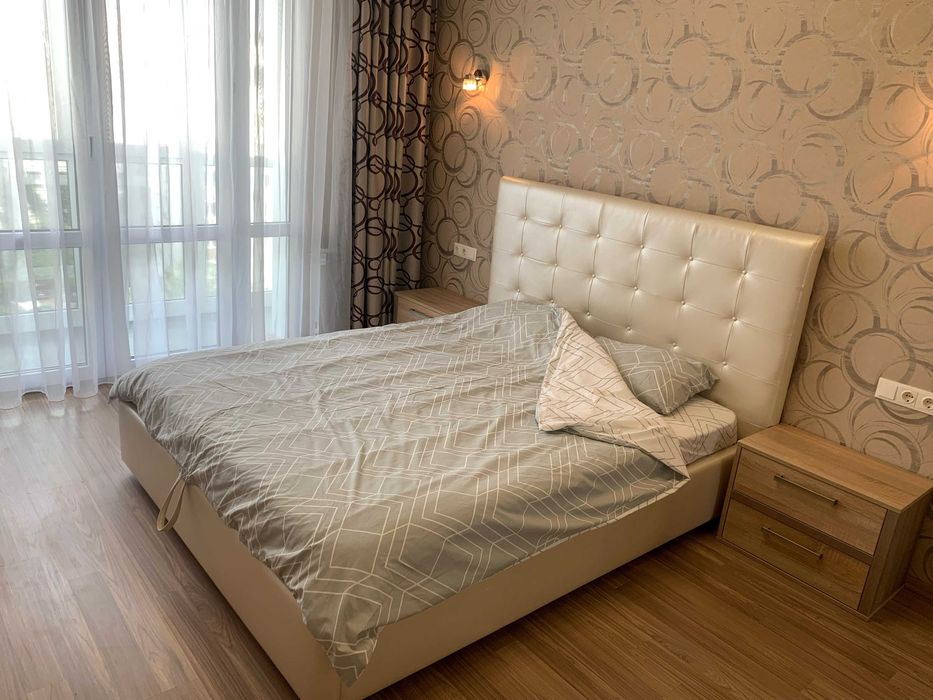 Без комісії! Власник! 2к студія (48 м2), Метро "Печерська"