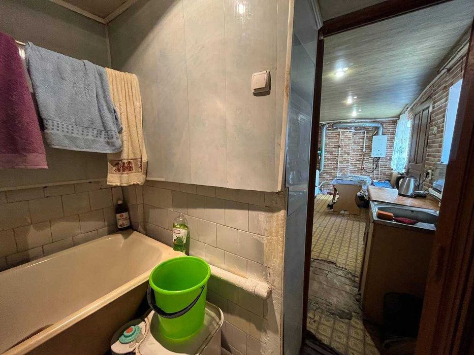 Обмін/ Продаж будинку з гаражем Площа Визволення