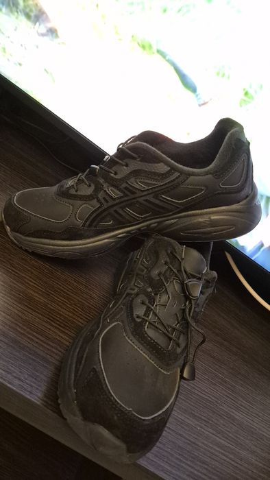 Кросівки на 42 розмір чоловічі Run life