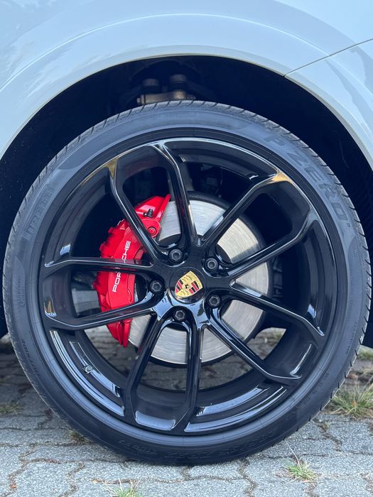Porsche Cayenne E-Hybrid GT Carbon Package