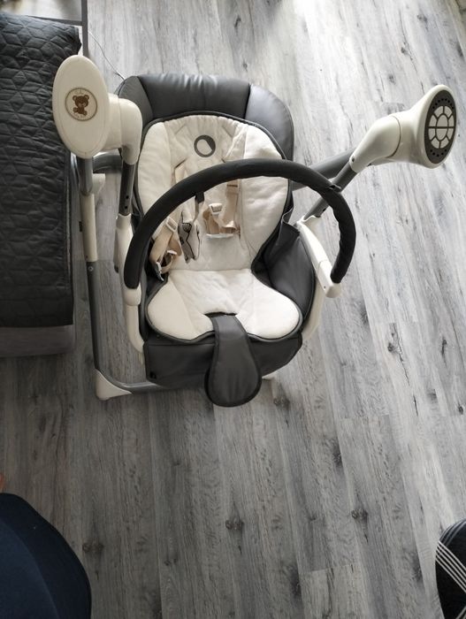 Стільчик для годування, гойдалка Lionelo