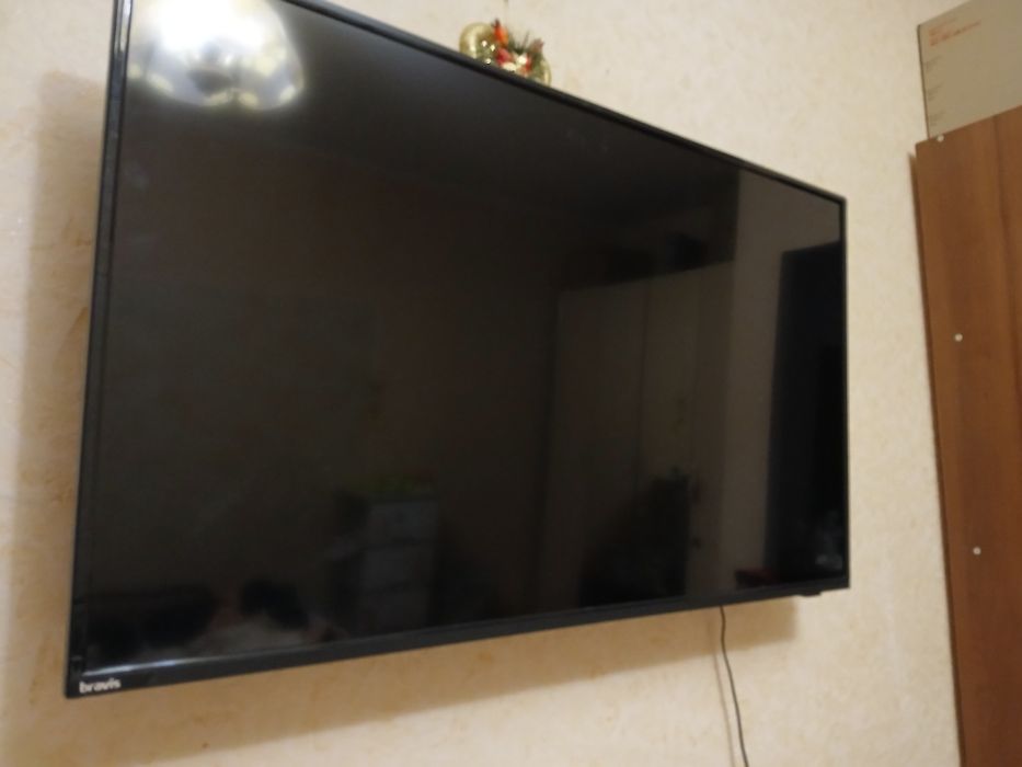 Телевизор  смарт 500 грн