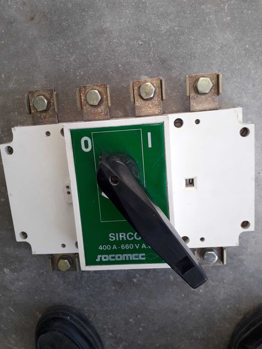 Interruptor Corte em Carga, Socomec, 4P 400A-660V AC, fondo armário