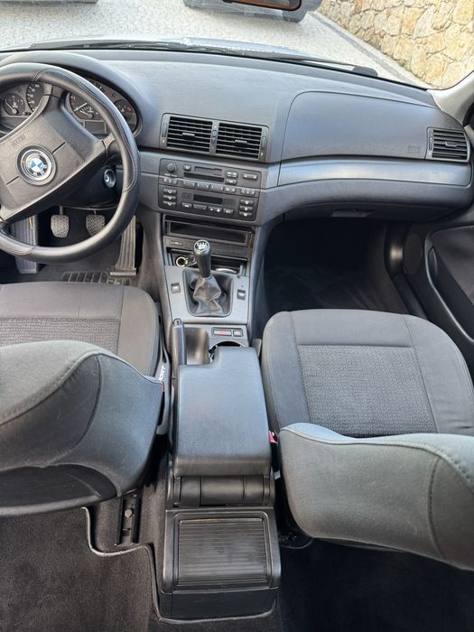 BMW 320 — fotografia 2