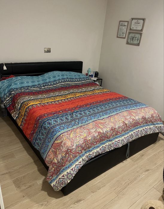 Vendo cama e colchao