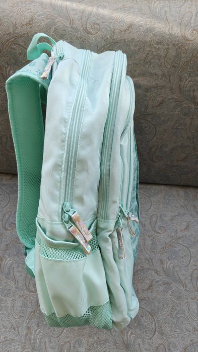 Mochila verde menta