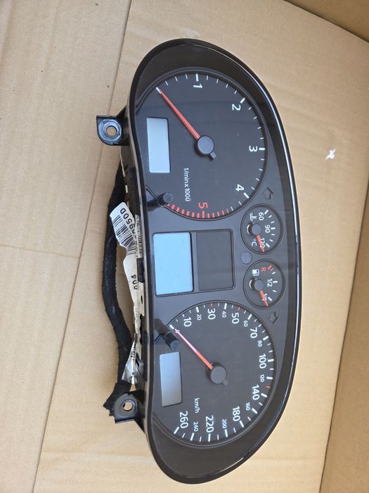 Licznik zegary audi a3