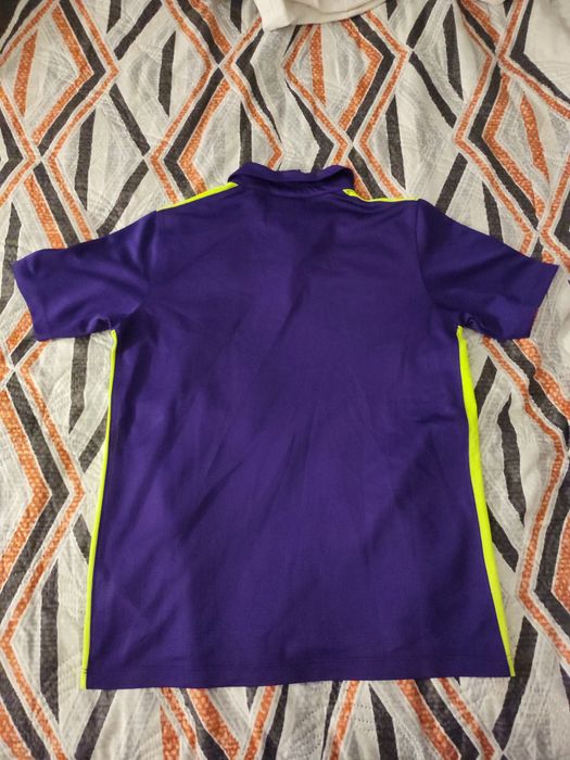 T-shirt Nike tamanho 12/13 anos
