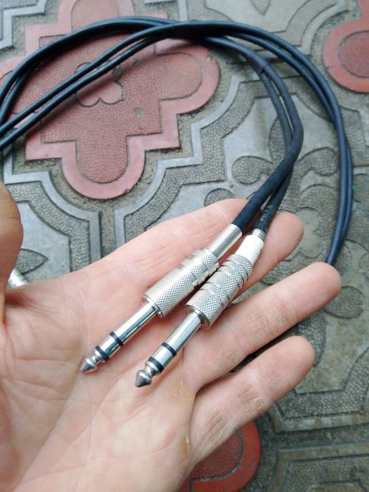 Мікрофонний кабель 2.5 метра