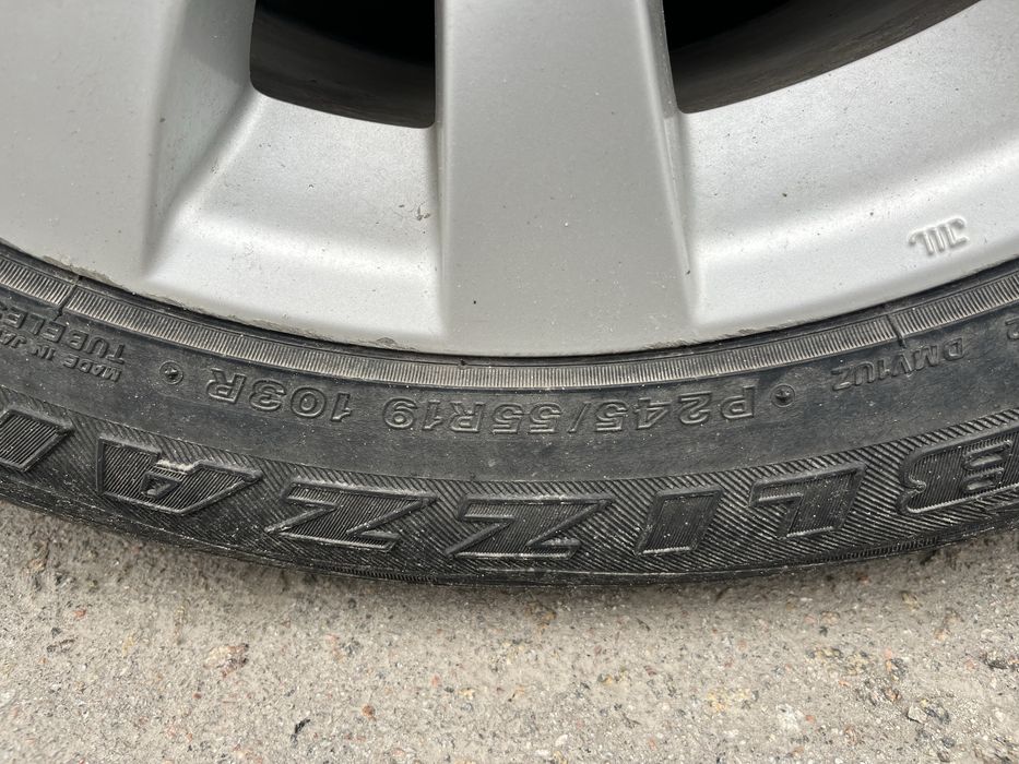 Bridgestone 245/55R19