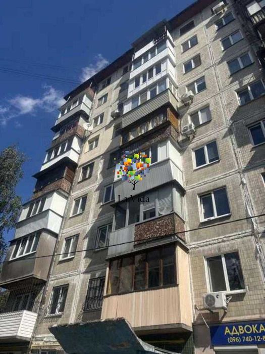 Продам 1к квартиру на Виноградарі