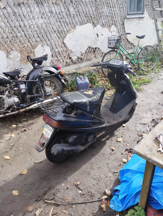 Продам скутер 100 кубів