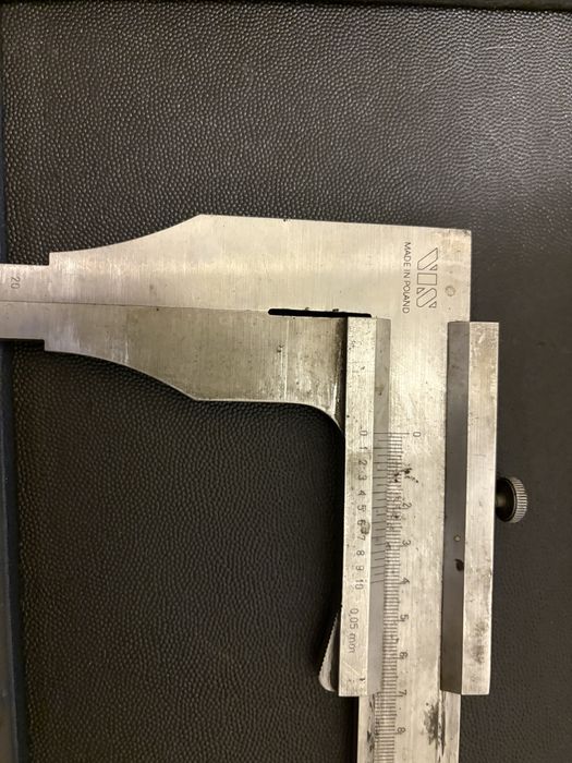 Suwmiarka vis 630 mm