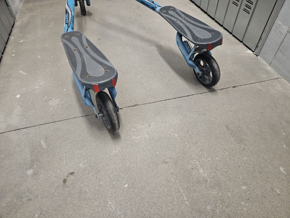 Hulajnoga Trikke T67 - niebieski