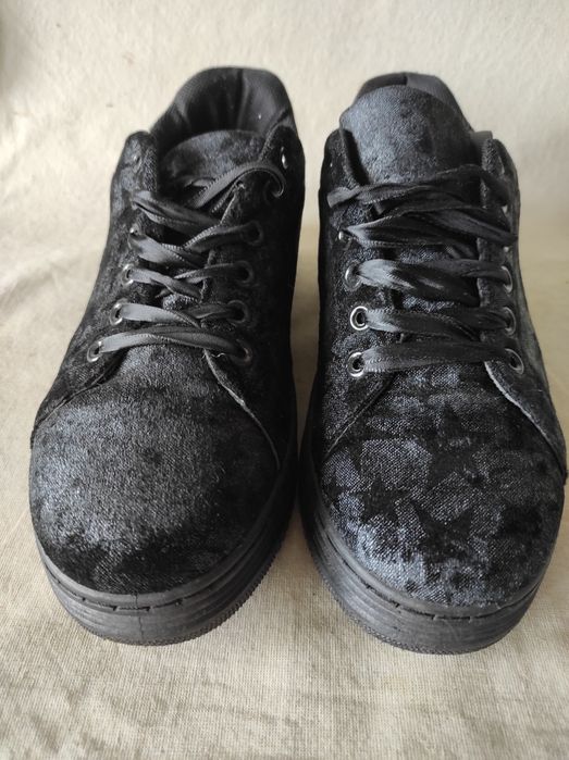 Czarne wzorzyste trampki sneakersy damskie nr 38