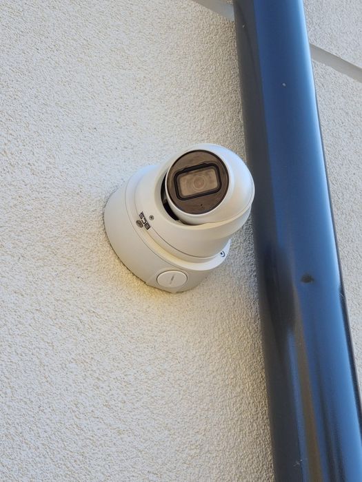 Monitoring Kamery Zabezpieczenia Budynków Alarm  Sprzedaż Montaż Kamer