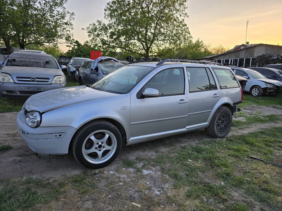 Шрот запчастини розбор GOLF 3,4 1.9диз.