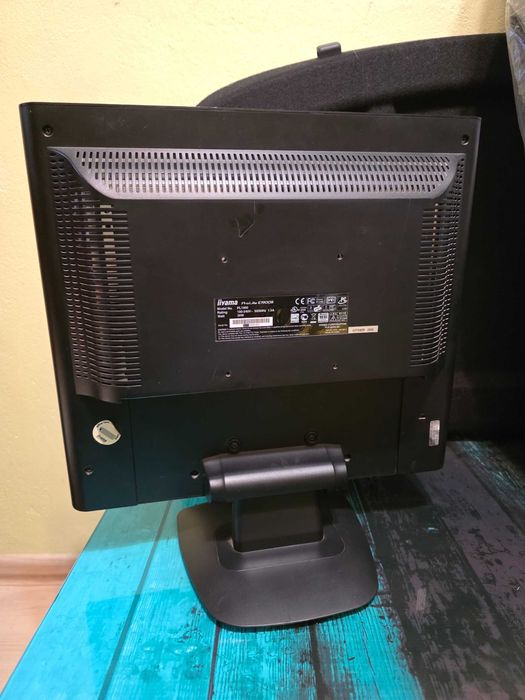 Monitor IIyama 1900S sprawny