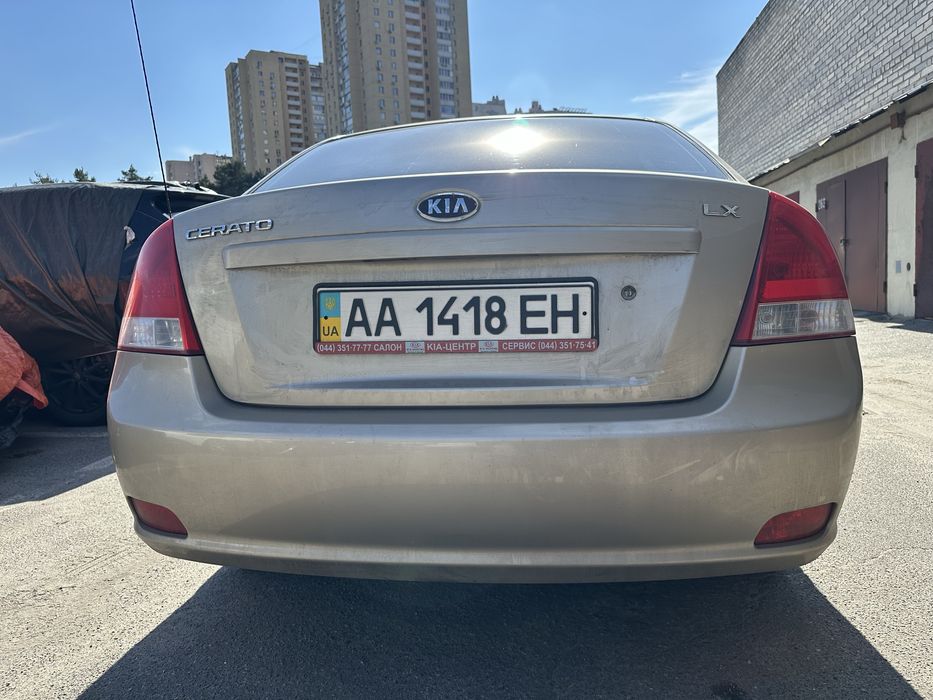 Продам Kia Cerato 2007 1,6 бензин