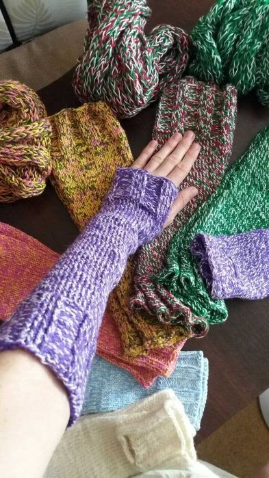 Набор Вязанные митенки ручной работы и шарфик