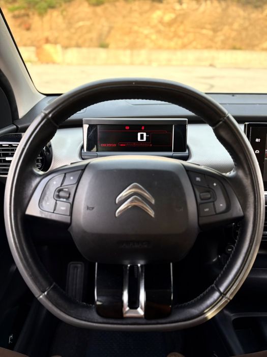 Vendo citroen cactus 1.2 turbo 110cv 2017 com apenas 80 mil quilometroscom muitos extras