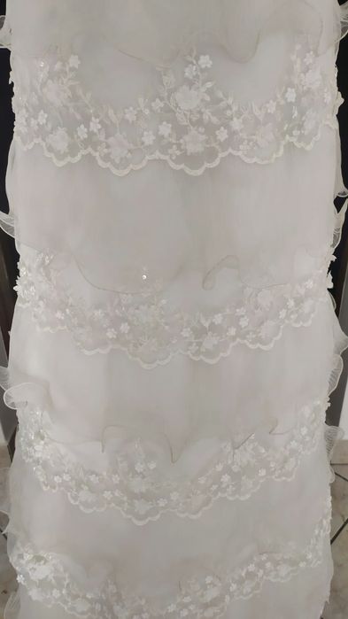 Suknia ślubna bez ramiączek