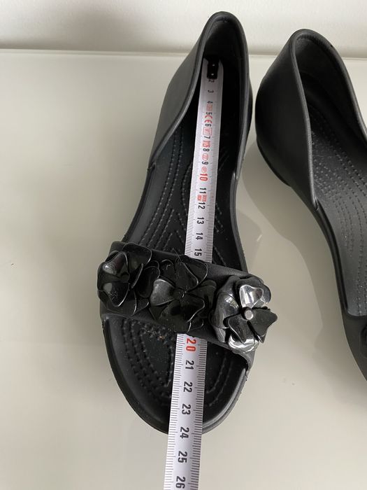 Sandałki Crocs Lina Dorsay r. 37 W7