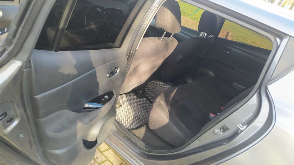 Nissan Leaf 2014