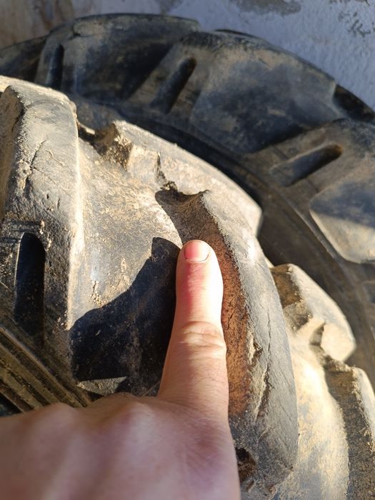 2x pneus tractor 7.50 16"