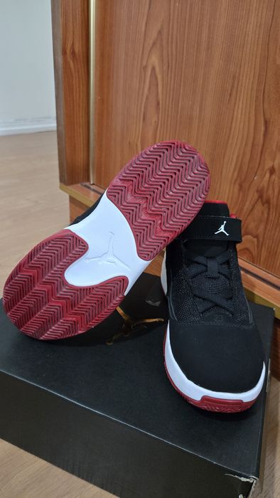 Jordan max aura 2