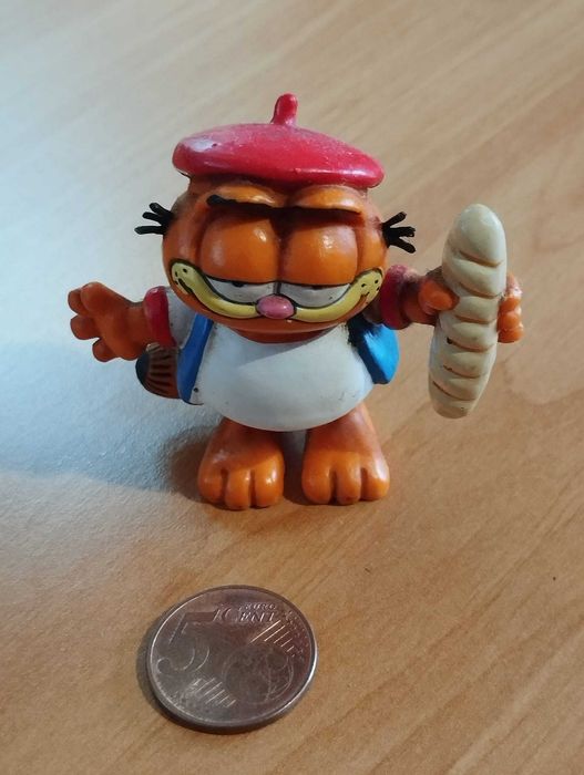 Boneco Garfield PVC com Baguete