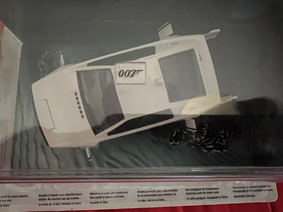 Carros 007 Diora Coleção - Aston Martin Goldfinger e Lotus Esprit