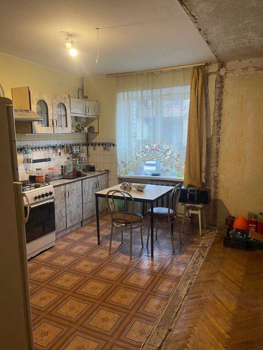 Продаж квартири в м. Стебник.