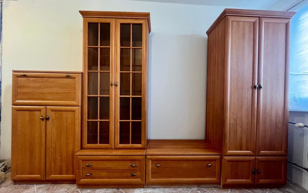 Oddam zestaw mebli do salonu