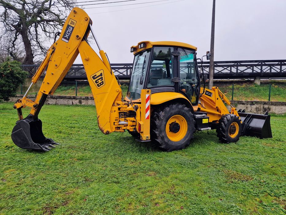 Retroescavadora jcb 3 cx