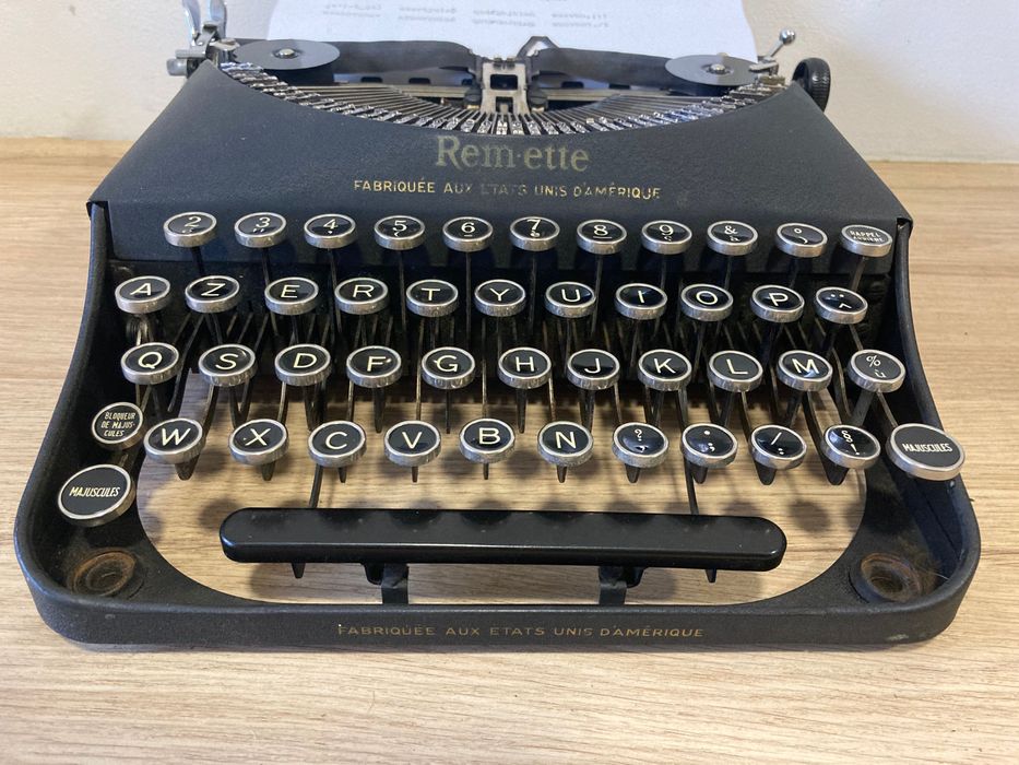 Máquina de escrever  **  Remington