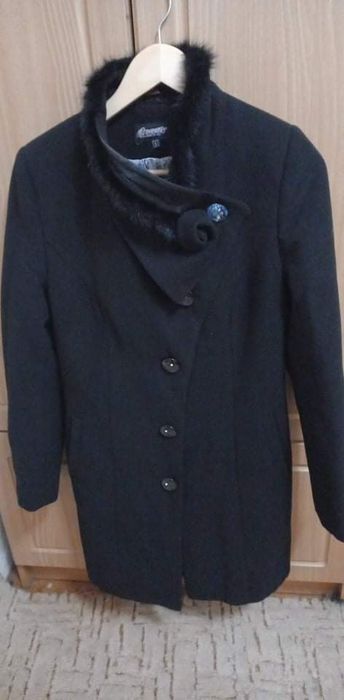 Пальто тепле холодна осінь-зима