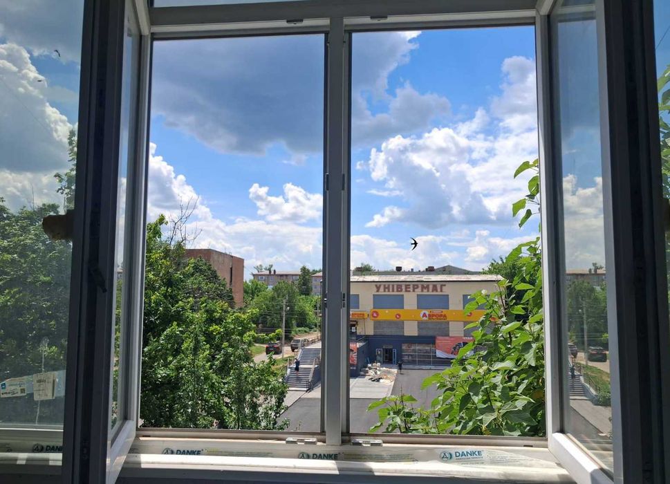Квартира 3к автономне опалення Балаклія Серпуховський4 є гараж погріб