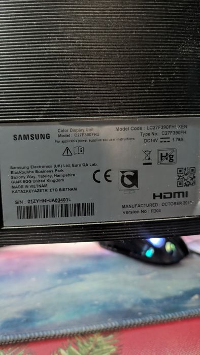 Монитор 27" Samsung C27F390