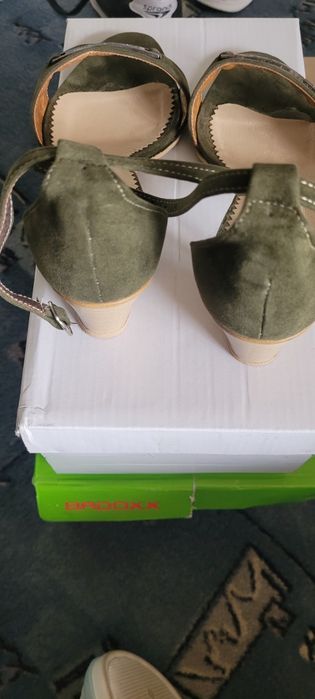 Buty damskie nr 36