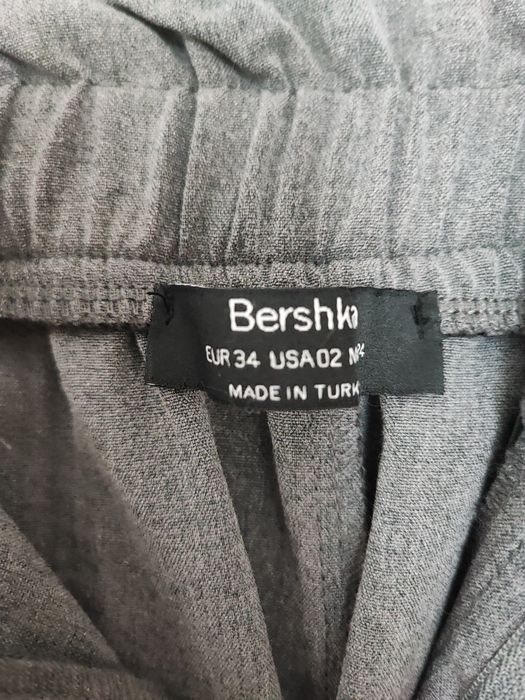 Spodnie Bershka 34