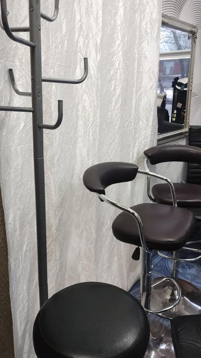 Krzesła krzesła barowe stołki