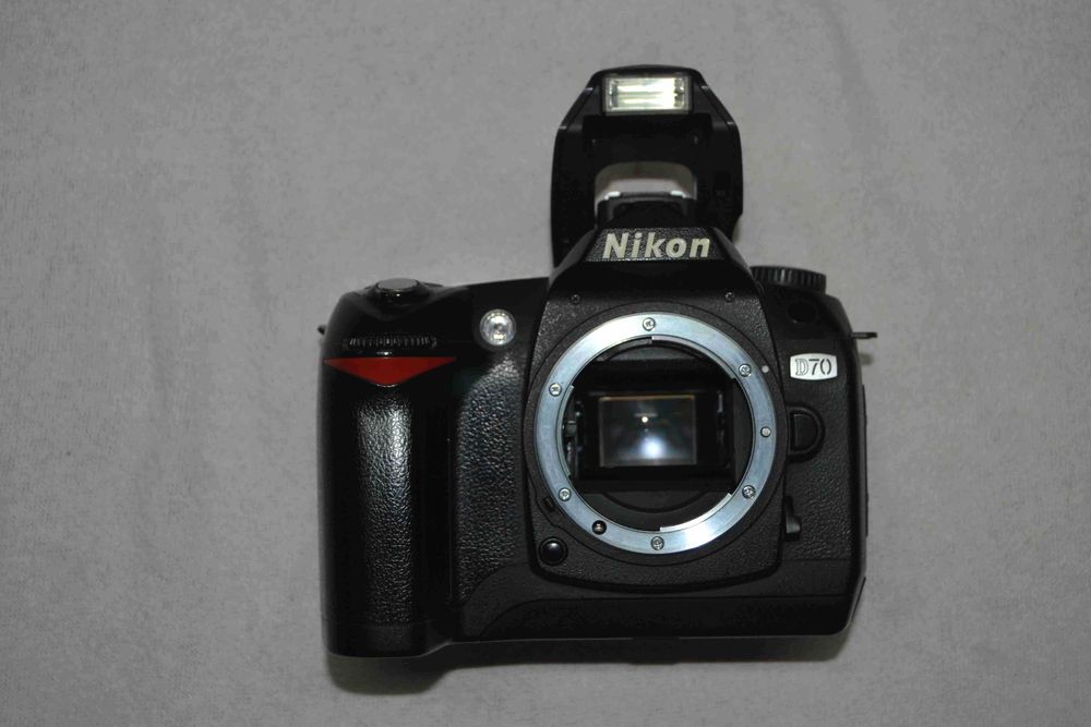 Câmera Fotográfica Nikon D70