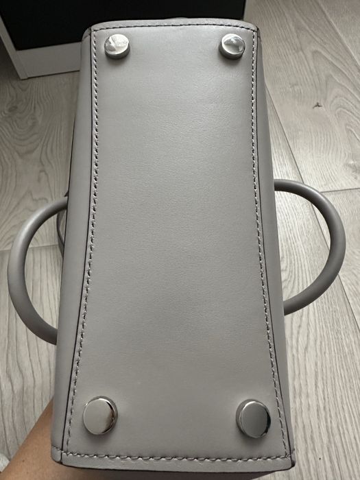 Продам жіночу шкіряну сумку Michael    Kors