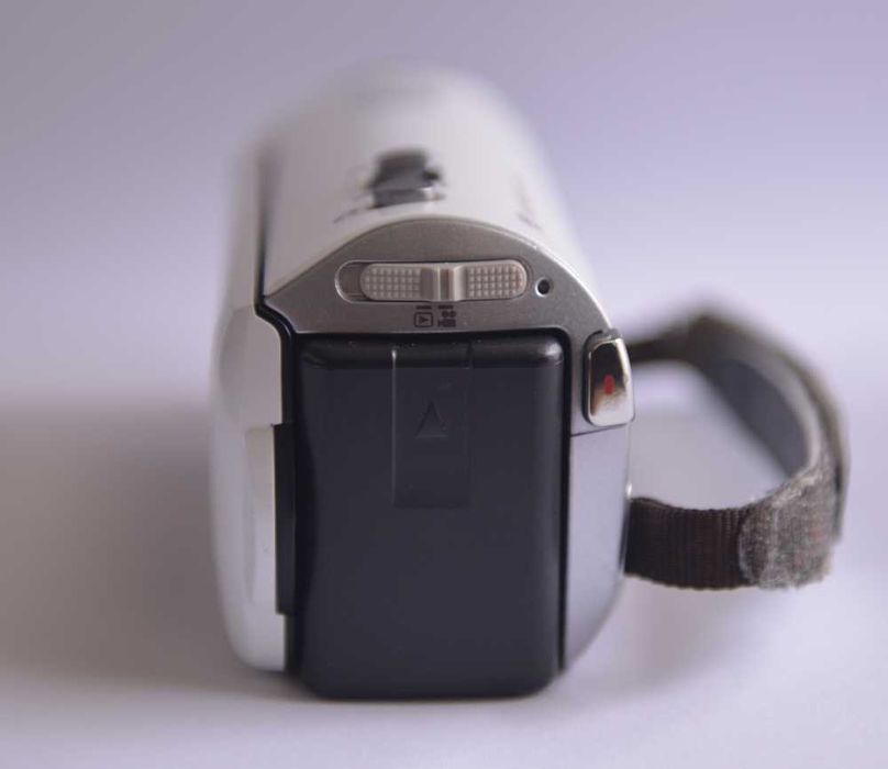 Kamera HD Panasonic HC-V210 FULL HD