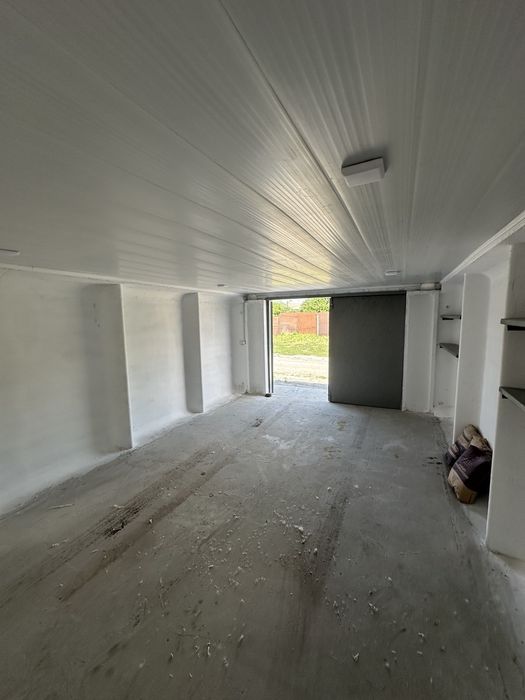 Сдам гараж,центр.